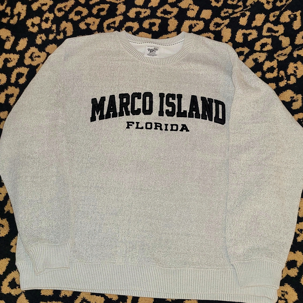 NWOT Women's Marco Island Florida Gray Sweater